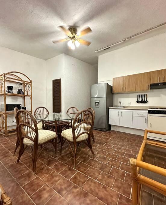 Departamento En Club Santiago Manzanilloアパートメント エクステリア 写真